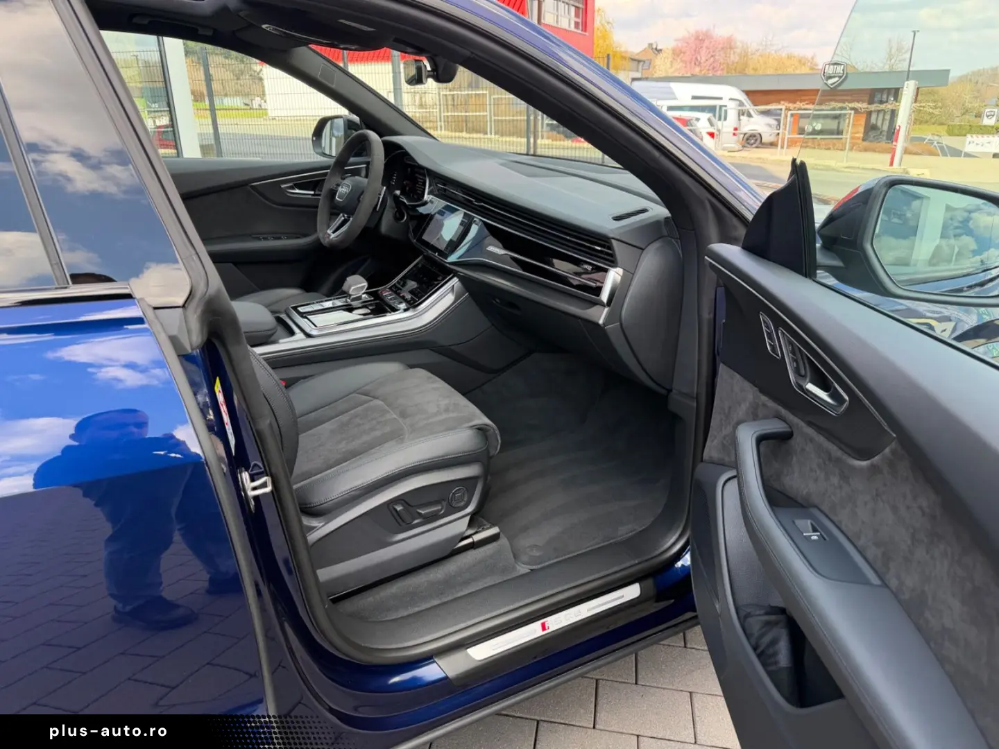 AUDI RSQ8 4.0 TFSI quattro HD Matrix ACC AHK B&O Pano
