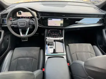 AUDI RSQ8 4.0 TFSI quattro HD Matrix ACC AHK B&O Pano