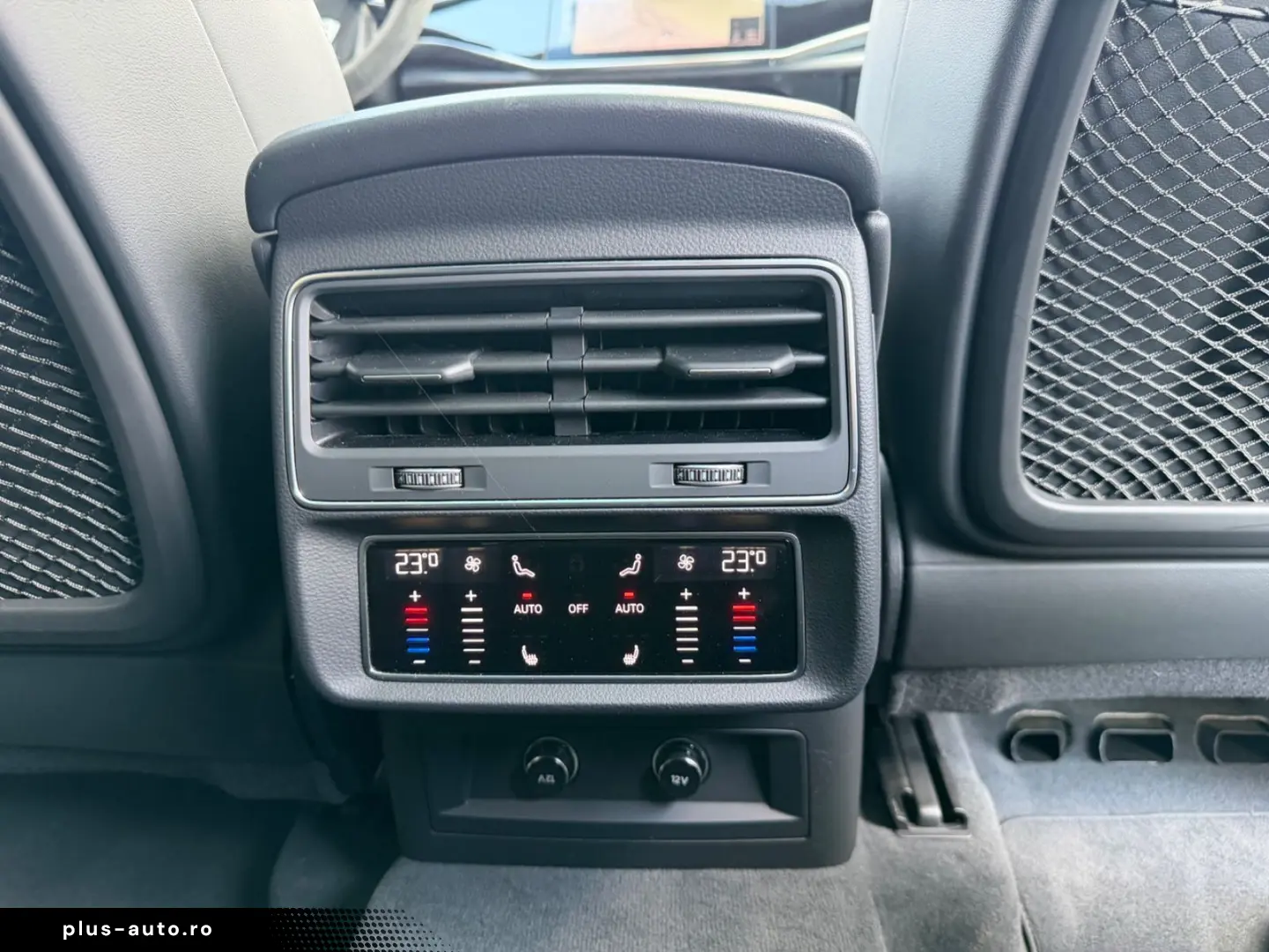 AUDI RSQ8 4.0 TFSI quattro HD Matrix ACC AHK B&O Pano