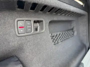 AUDI RSQ8 4.0 TFSI quattro HD Matrix ACC AHK B&O Pano