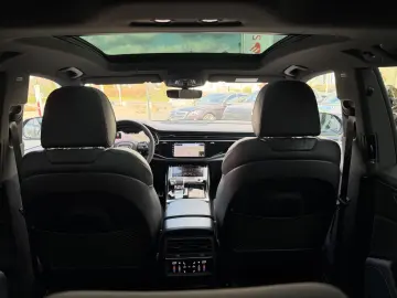 AUDI RSQ8 4.0 TFSI quattro HD Matrix ACC AHK B&O Pano