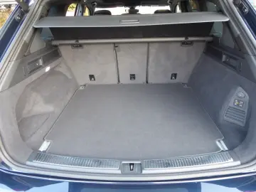 VW Touareg R-Line 3.0 V6 4MOTION