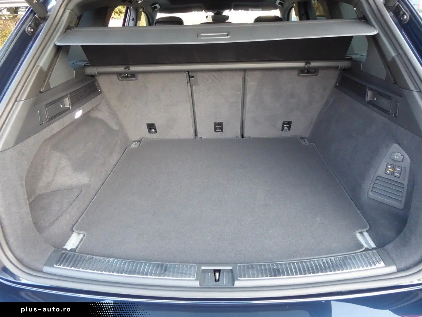 VW Touareg R-Line 3.0 V6 4MOTION