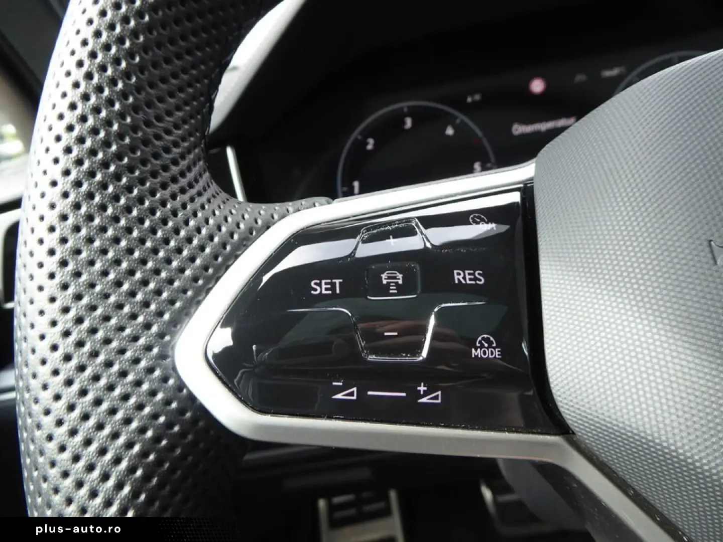 VW Touareg R-Line 3.0 V6 4MOTION