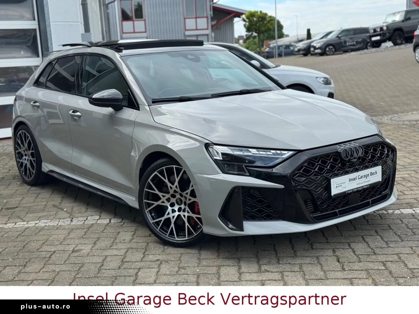 AUDI RS3 Akrapovic Keramik Schale Pano Kreide Carbon