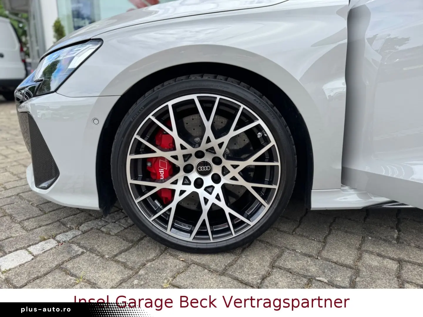 AUDI RS3 Akrapovic Keramik Schale Pano Kreide Carbon