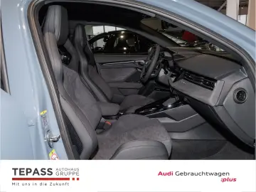 AUDI RS3 Sportback 2.5 TFSI 280 SONOS SCHALEN MATRIX