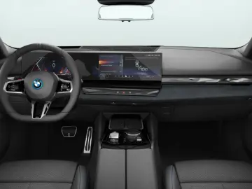 BMW 550e xDrive Limousine    M-Sport PRO AHK Sitzkli