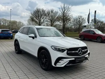 MERCEDES-BENZ GLC 200 4M AMG RüKam Memory el. HK LED&hellip;