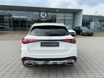 MERCEDES-BENZ GLC 200 4M AMG RüKam Memory el. HK LED&hellip;
