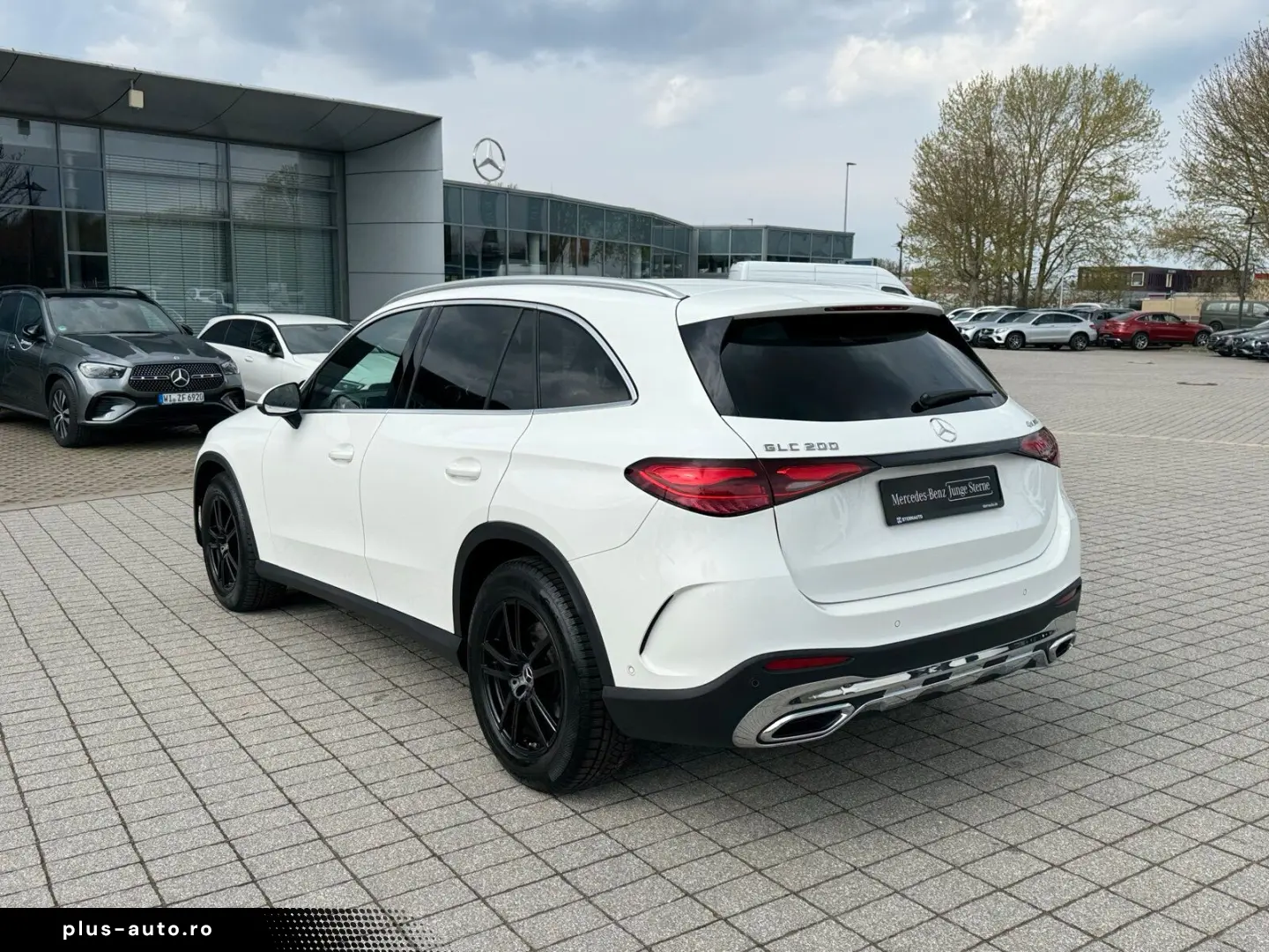 MERCEDES-BENZ GLC 200 4M AMG RüKam Memory el. HK LED&hellip;