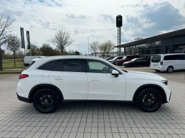 MERCEDES-BENZ GLC 200 4M AMG RüKam Memory el. HK LED&hellip;