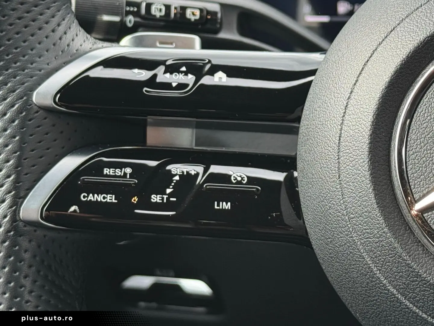 MERCEDES-BENZ GLC 200 4M AMG RüKam Memory el. HK LED&hellip;