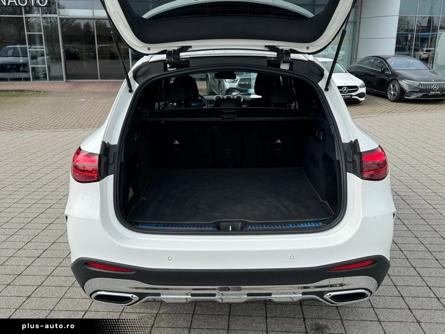 MERCEDES-BENZ GLC 200 4M AMG RüKam Memory el. HK LED&hellip;