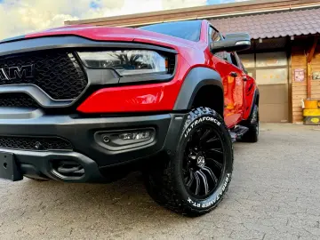 DODGE TRX KIT 12 RADIO OFFROAD LPG 4X4 AHK NAVI BÜGEL