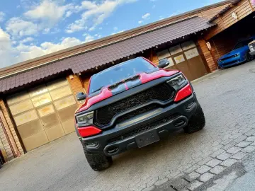 DODGE TRX KIT 12 RADIO OFFROAD LPG 4X4 AHK NAVI BÜGEL