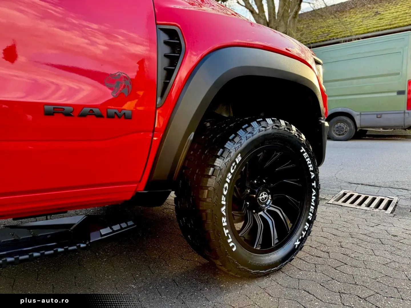 DODGE TRX KIT 12 RADIO OFFROAD LPG 4X4 AHK NAVI BÜGEL