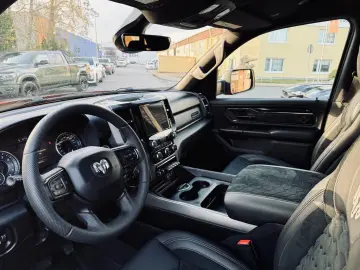 DODGE TRX KIT 12 RADIO OFFROAD LPG 4X4 AHK NAVI BÜGEL