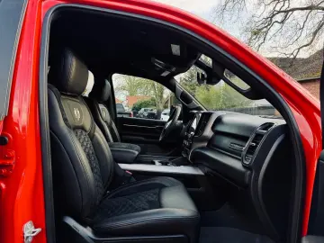 DODGE TRX KIT 12 RADIO OFFROAD LPG 4X4 AHK NAVI BÜGEL