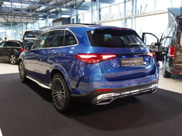 MERCEDES-BENZ GLC 220 d 4M AMG Line Vielspeiche Panorama AHK