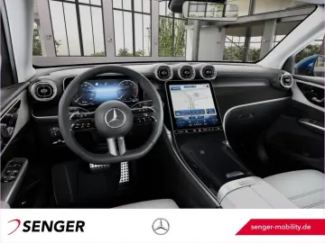 MERCEDES-BENZ GLC 200 4M AMG DigitalLight Panorama 3&hellip;