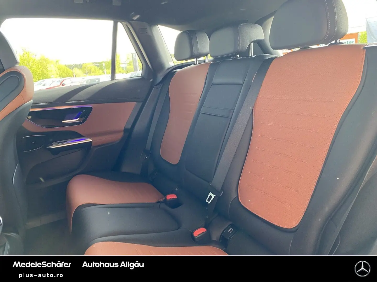 MERCEDES-BENZ GLC 200 4MATIC AMG Night Distro AHK ElHeck Led