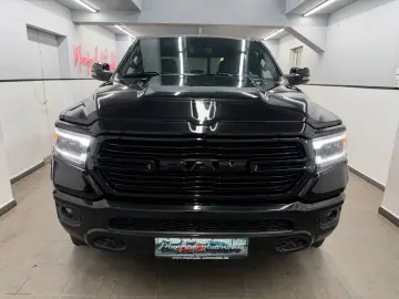 DODGE RAM 1500 5.7 V8 HEMI eTORQUE Bighorn