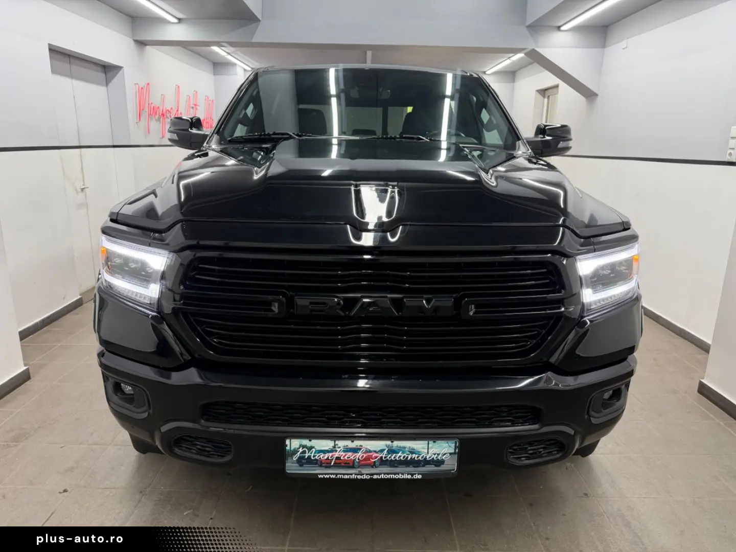 DODGE RAM 1500 5.7 V8 HEMI eTORQUE Bighorn
