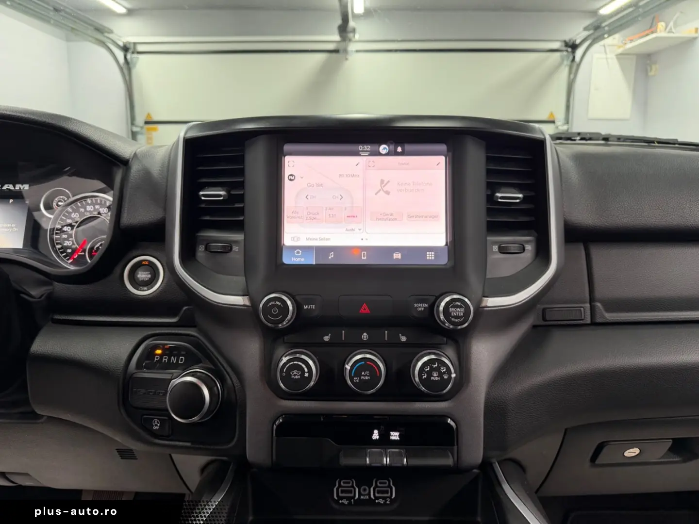 DODGE RAM 1500 5.7 V8 HEMI eTORQUE Bighorn