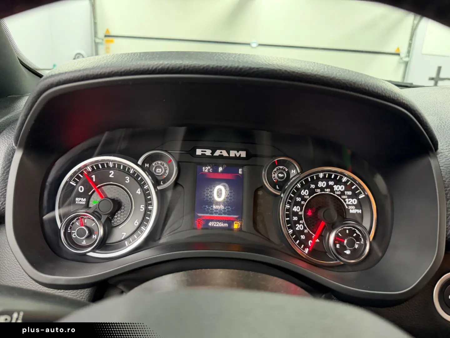 DODGE RAM 1500 5.7 V8 HEMI eTORQUE Bighorn