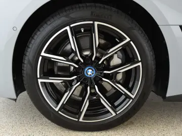 BMW i4 Gran Coupe 40 eDrive M Sport  Garantie 01-2027