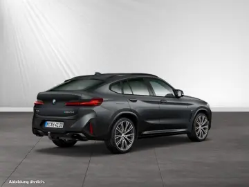 BMW X4 M40d  Daytonaviolett  AHK Pano Head-Up