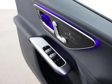 MERCEDES-BENZ GLC 300 4M AMG Night Pano Airmatic HUD 360
