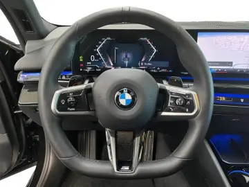 BMW 540 d xDrive Touring M Sport Fahrassist AHK HUD