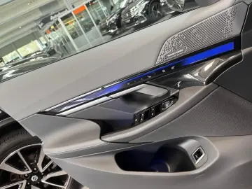 BMW 540 d xDrive Touring M Sport Fahrassist AHK HUD