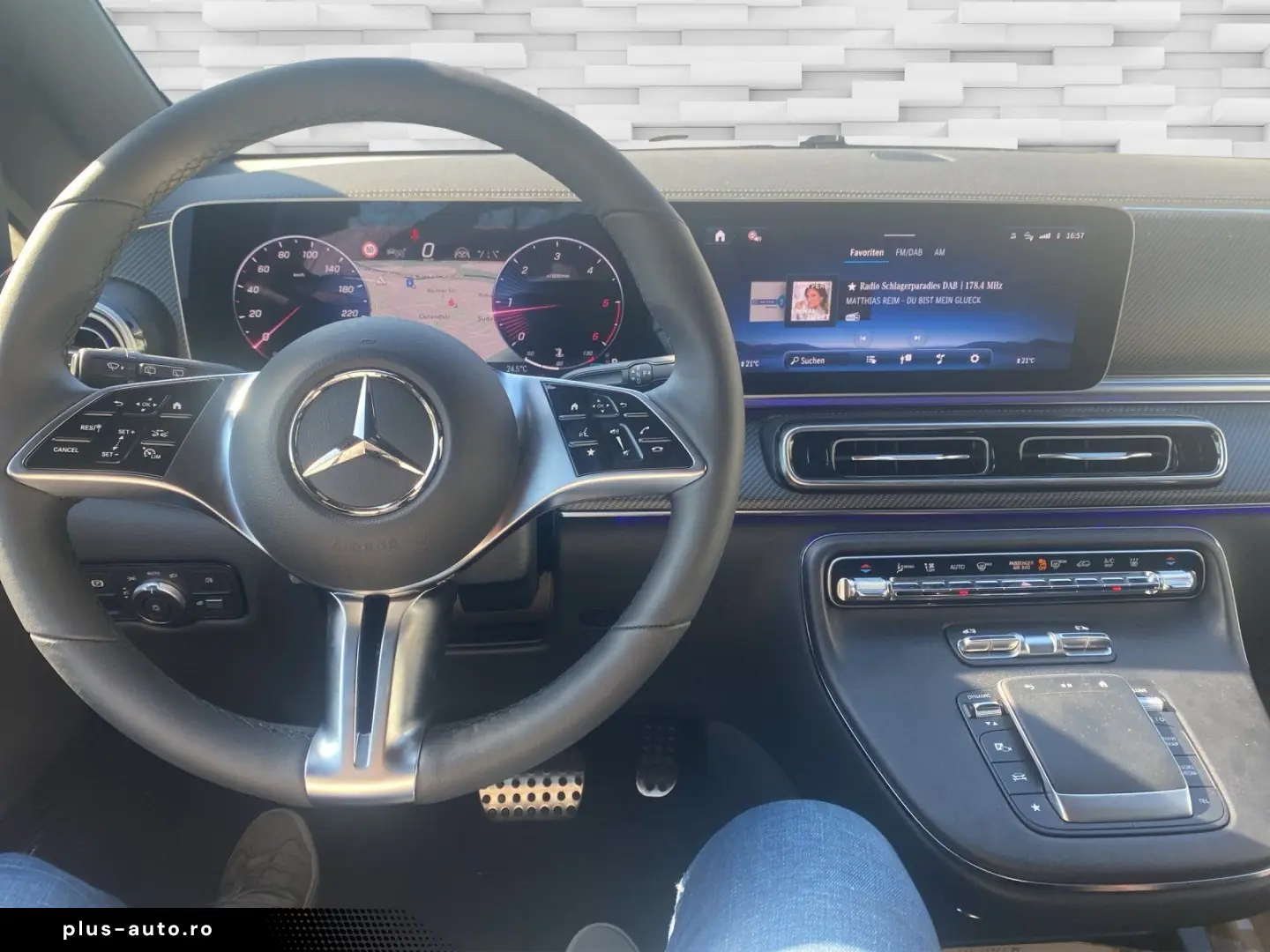 MERCEDES-BENZ V 300 d AVANTGARDE Lang Standh. AHK LED 360Kam