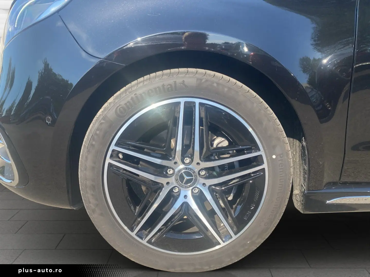 MERCEDES-BENZ V 300 d AVANTGARDE Lang Standh. AHK LED 360Kam