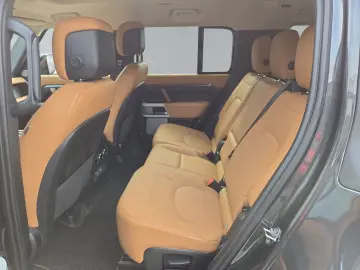 LAND ROVER Defender D300 Mild-Hybrid (L663)