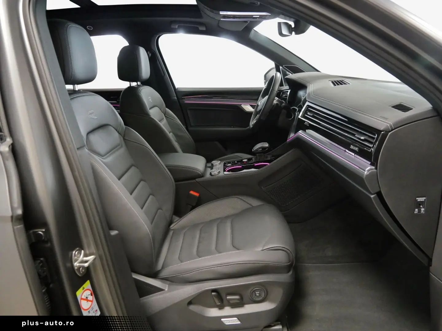 VW Touareg 3.0 TSI R-Line 4M 22Z DYNAUDIO Massage