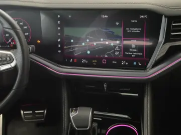 VW Touareg 3.0 TSI R-Line 4M 22Z DYNAUDIO Massage