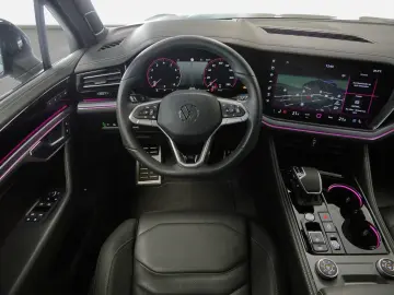 VW Touareg 3.0 TSI R-Line 4M 22Z DYNAUDIO Massage