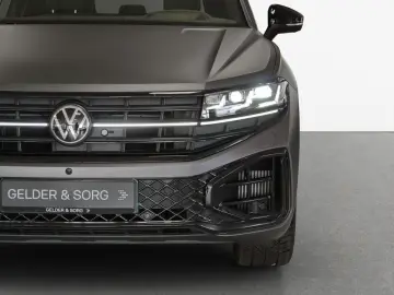 VW Touareg 3.0 TSI R-Line 4M 22Z DYNAUDIO Massage