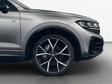 VW Touareg 3.0 TSI R-Line 4M 22Z DYNAUDIO Massage