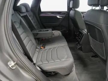 VW Touareg 3.0 TSI R-Line 4M 22Z DYNAUDIO Massage