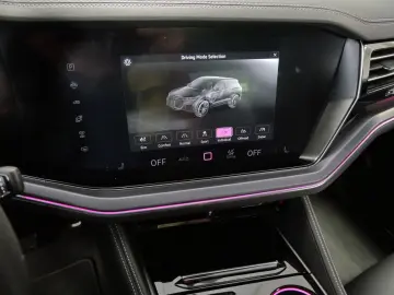 VW Touareg 3.0 TSI R-Line 4M 22Z DYNAUDIO Massage