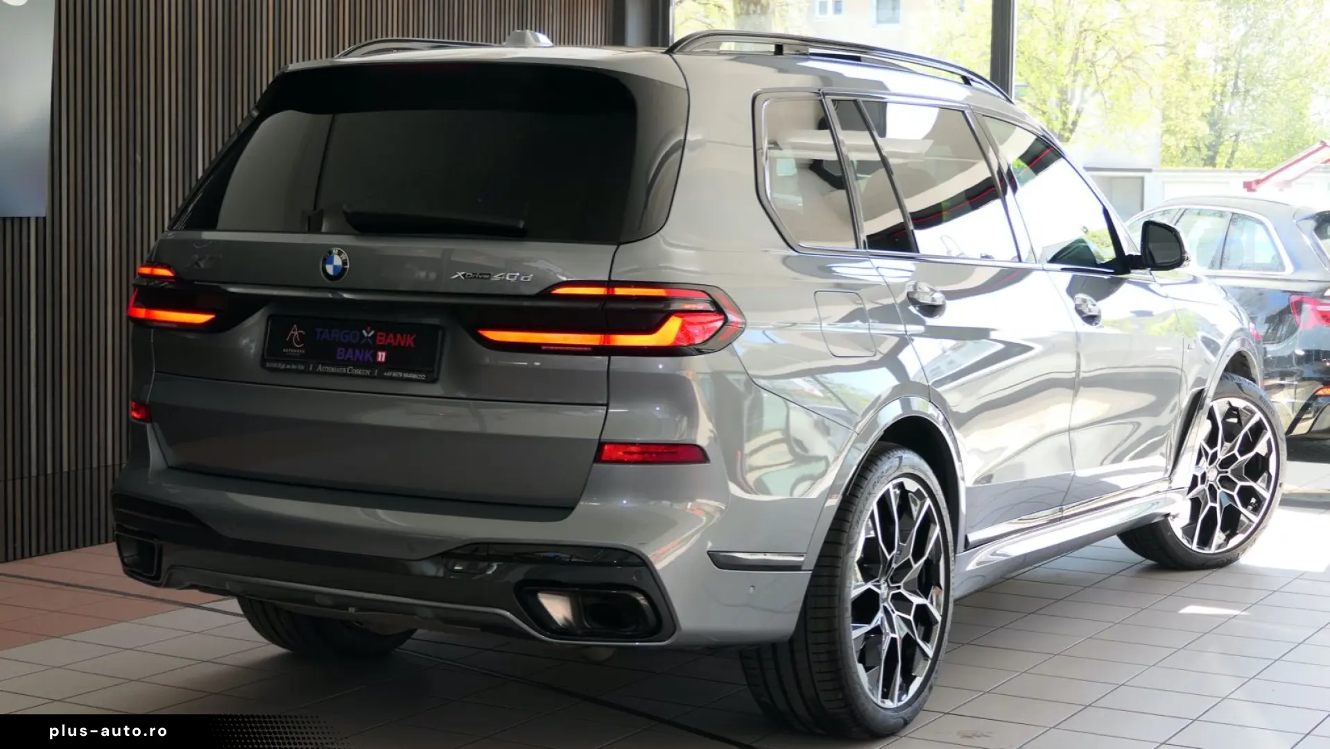 BMW X7 xDrive 40 d M Sport SKY-Lounge B&W 22  ICONIC