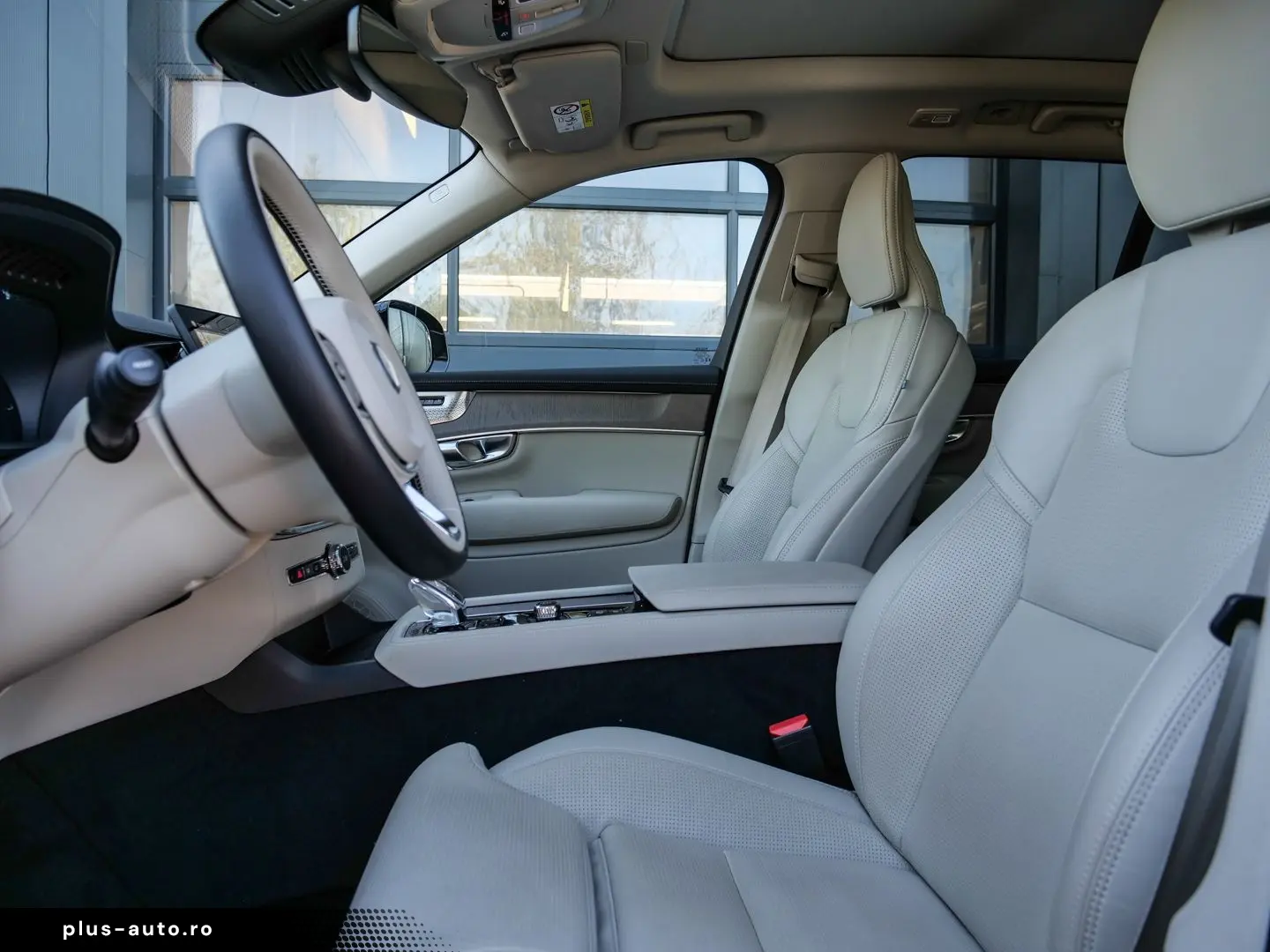 VOLVO XC90 FACELIFT Plus Bright Recharge Plug-In Hybri