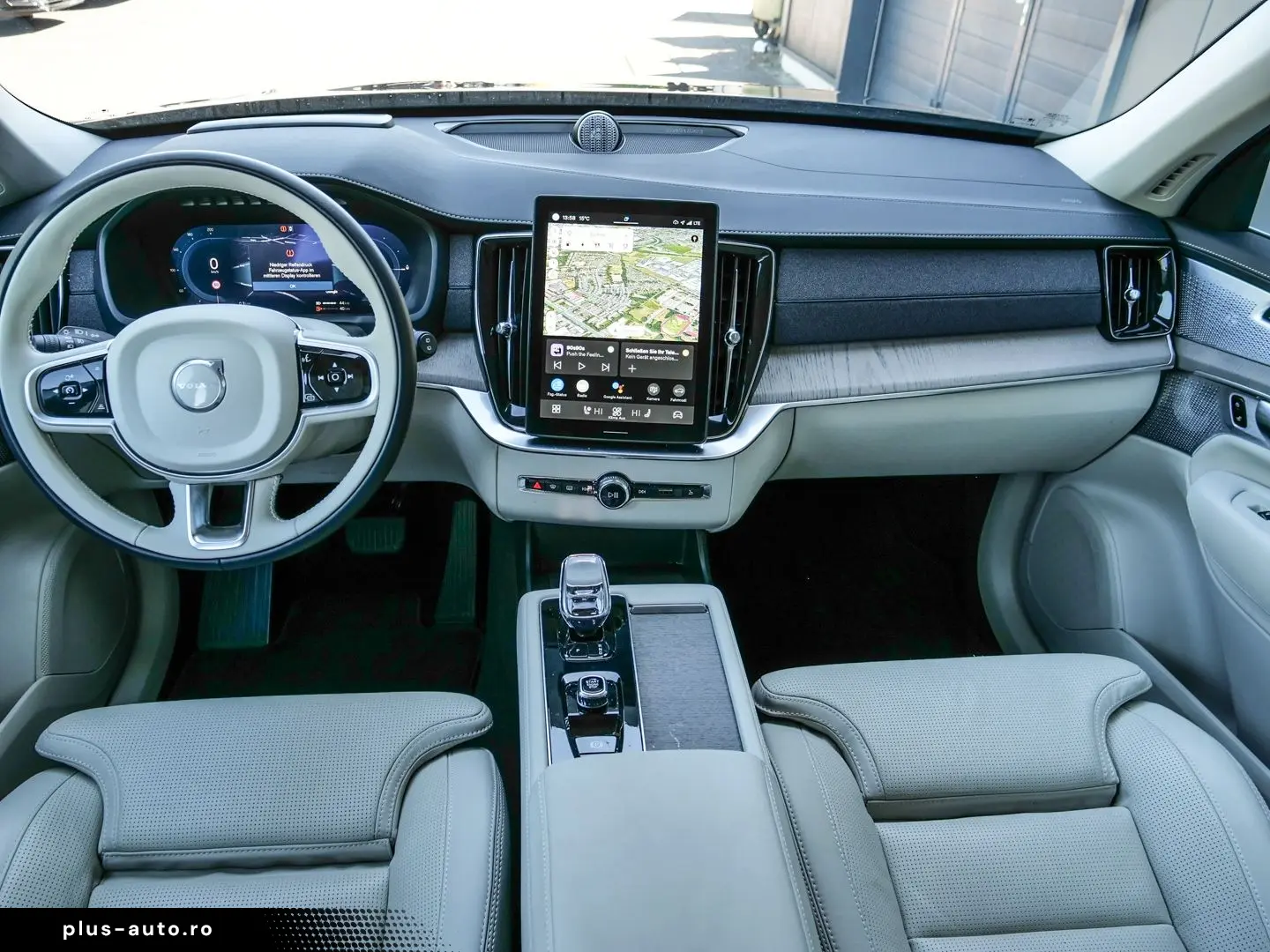 VOLVO XC90 FACELIFT Plus Bright Recharge Plug-In Hybri
