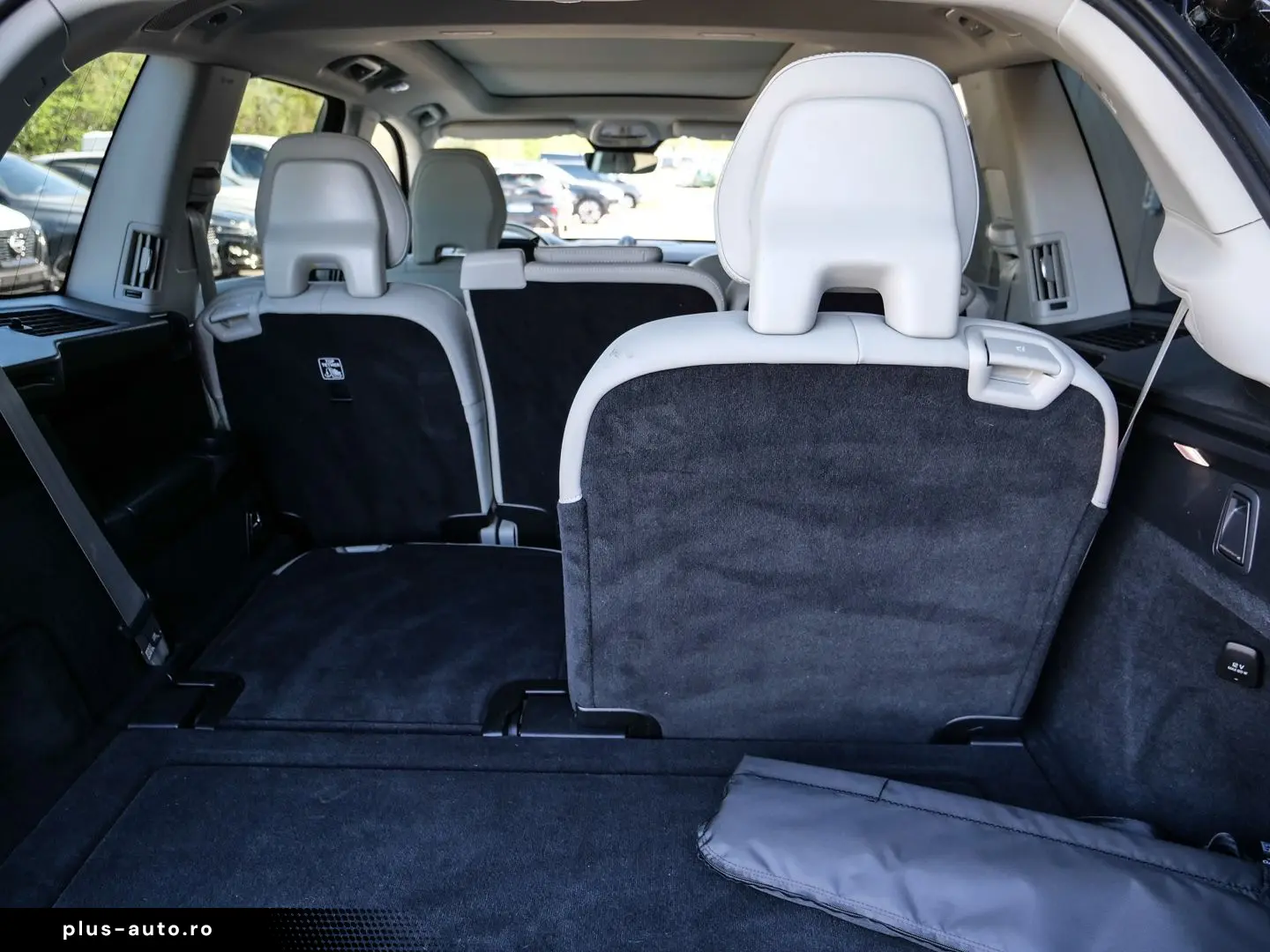 VOLVO XC90 FACELIFT Plus Bright Recharge Plug-In Hybri