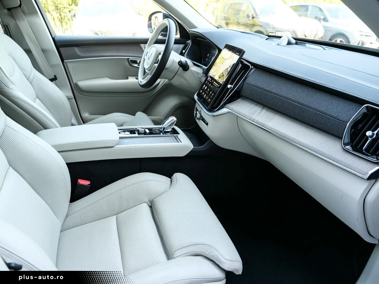 VOLVO XC90 FACELIFT Plus Bright Recharge Plug-In Hybri